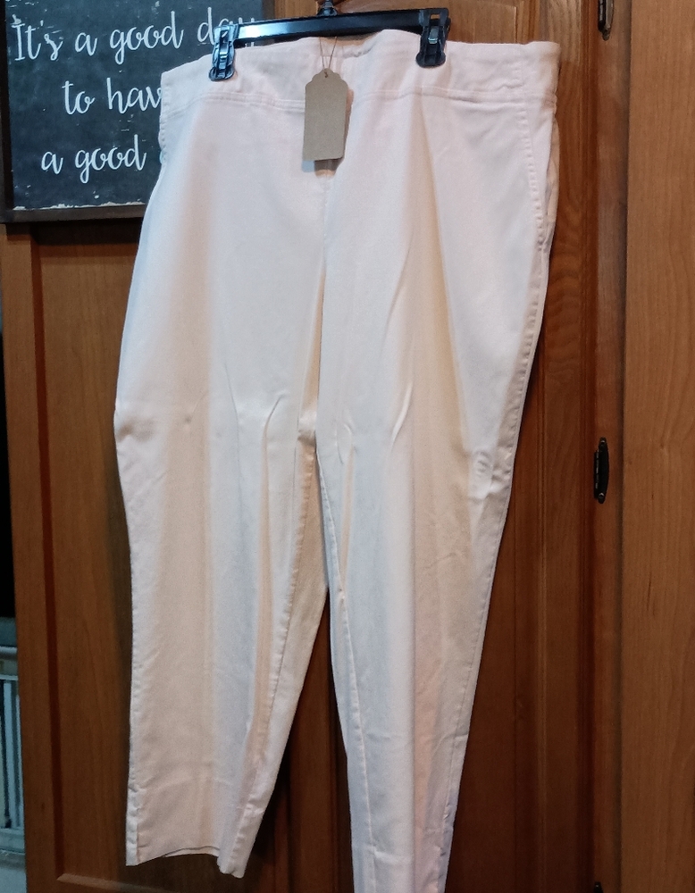 Carolina Belle Blush Pink Fabric Elastic Waist Cropped Pants With Split Hem 18W